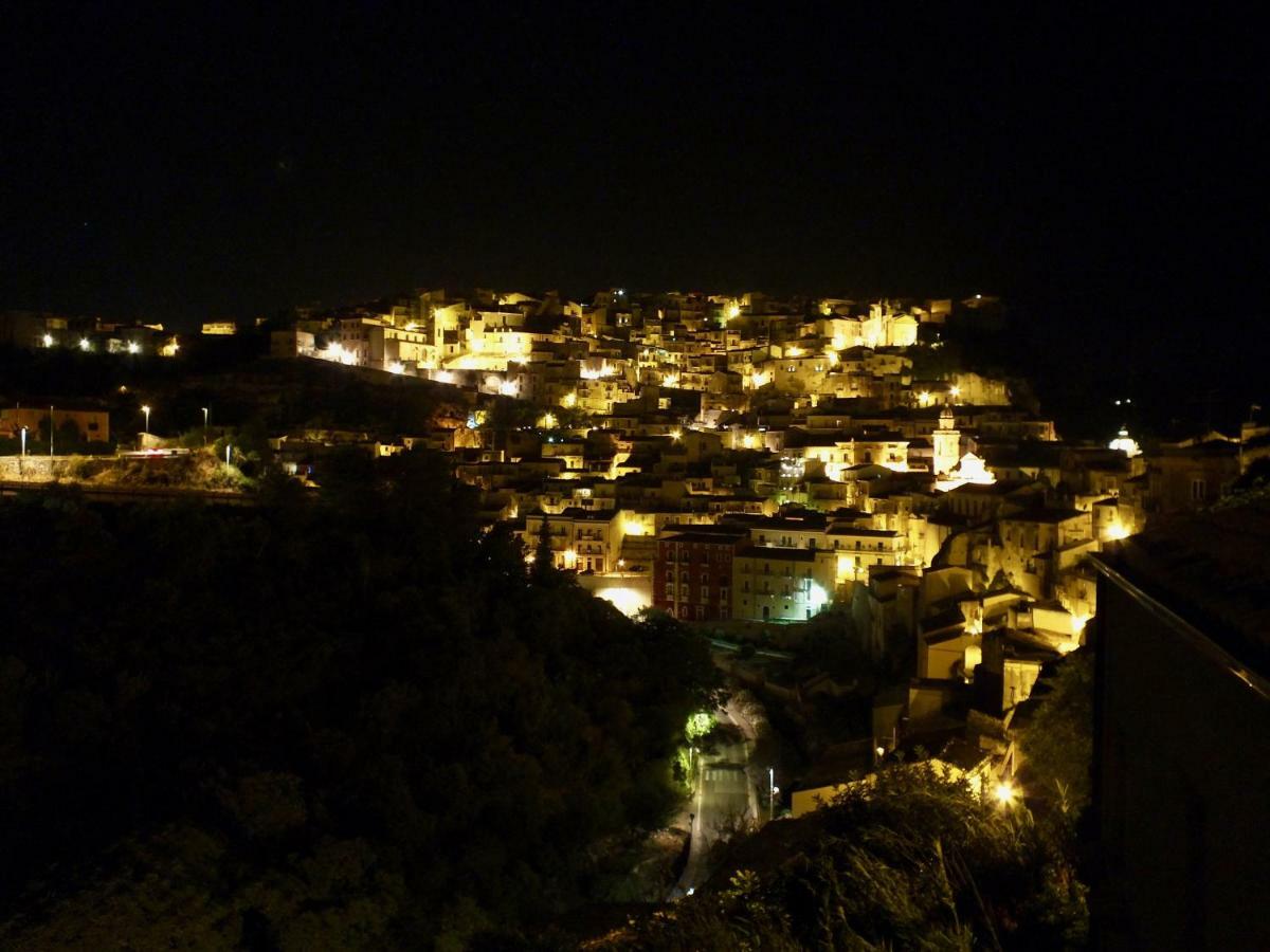 Balate Dimora In Centro Hotel Ragusa Exterior photo